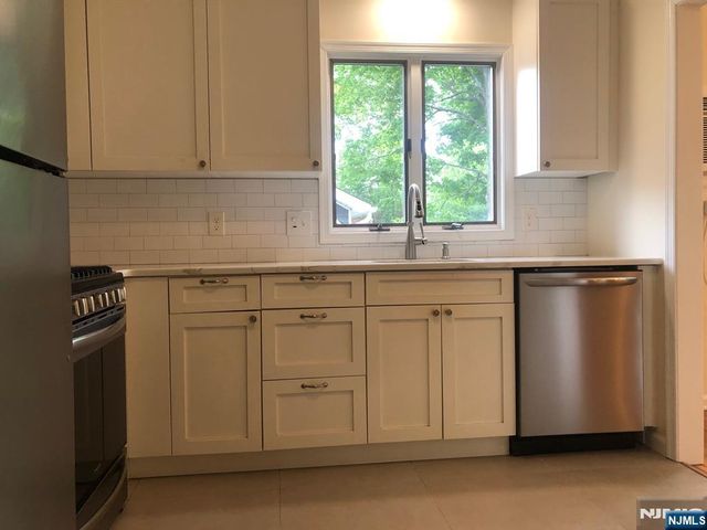 63 Church Street D, Ramsey, NJ 07446