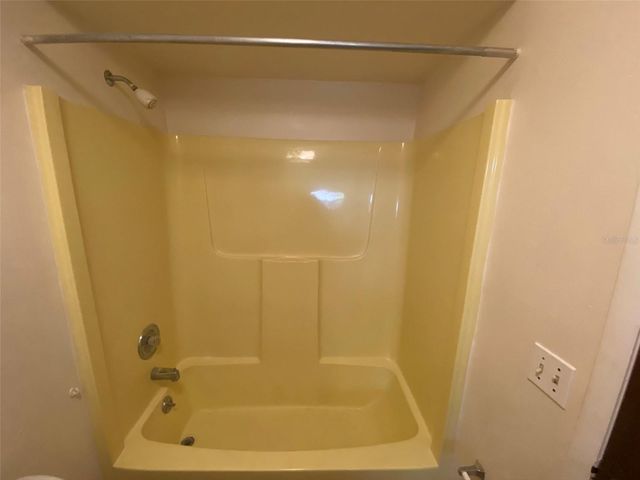 301 WOODROW AVENUE B, Largo, FL 33770
