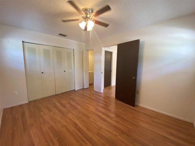 301 WOODROW AVENUE B, Largo, FL 33770