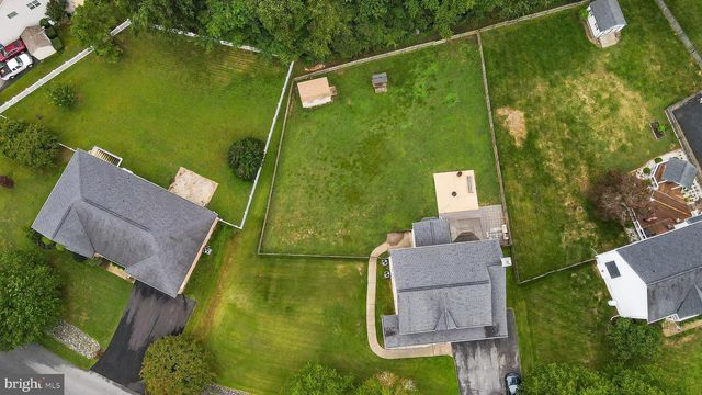 56 CROSS POINT DR, Owings, MD 20736