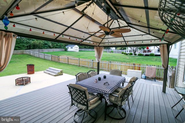 56 CROSS POINT DR, Owings, MD 20736