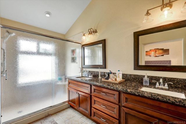 18528 Locksley St, San Diego, CA 92128