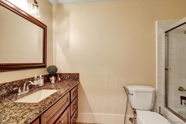 18528 Locksley St, San Diego, CA 92128