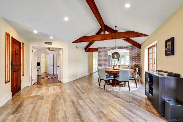 18528 Locksley St, San Diego, CA 92128