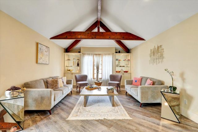 18528 Locksley St, San Diego, CA 92128