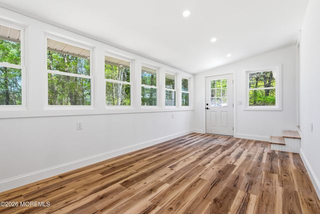 91 S Shore Drive, Little Egg Harbor, NJ 08087