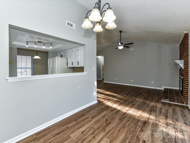 5234 Amity Springs Drive, Charlotte, NC 28212