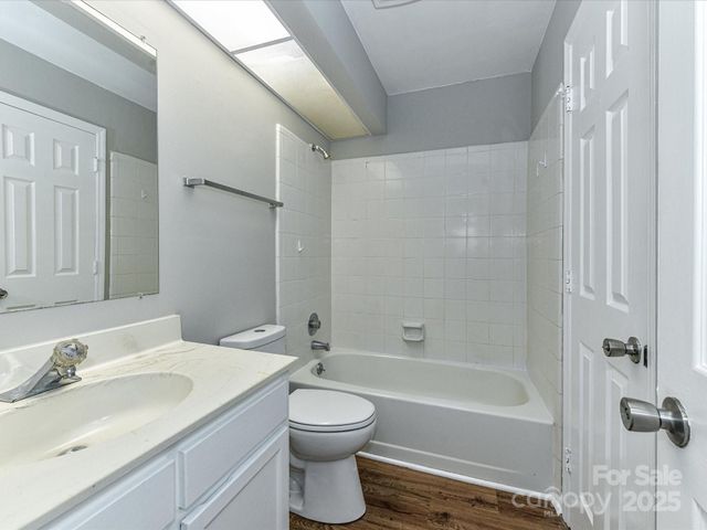 5234 Amity Springs Drive, Charlotte, NC 28212