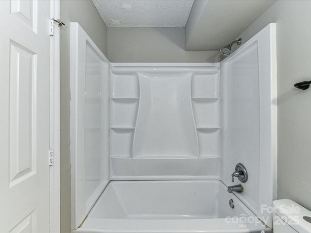 5234 Amity Springs Drive, Charlotte, NC 28212