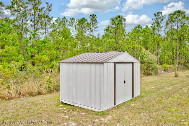 6607 Burkett Avenue, Sebring, FL 33875