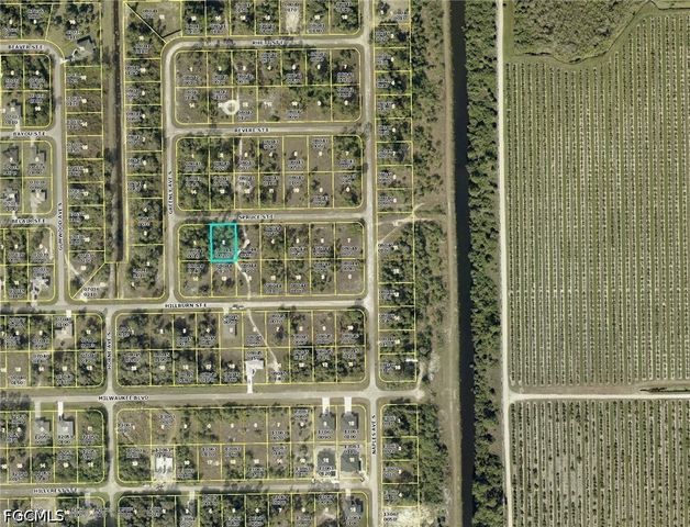 1240 Spruce ST E, Lehigh Acres, FL 33974