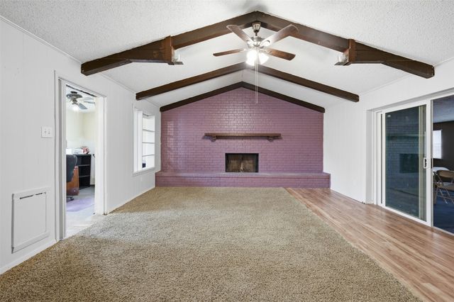 816 SW Sundown Trail, Burleson, TX 76028
