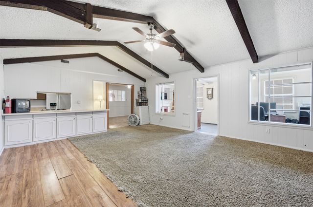 816 SW Sundown Trail, Burleson, TX 76028