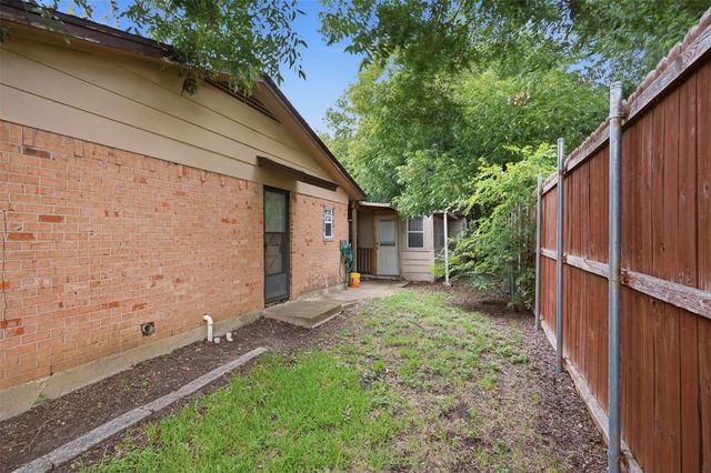 816 SW Sundown Trail, Burleson, TX 76028