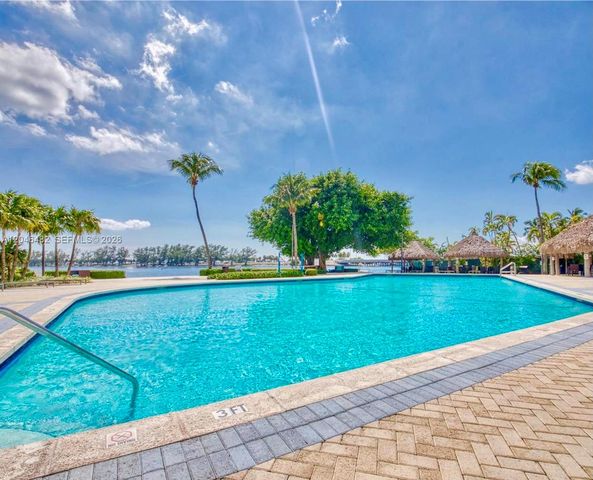 2451 Brickell Ave 19B, Miami, FL 33129