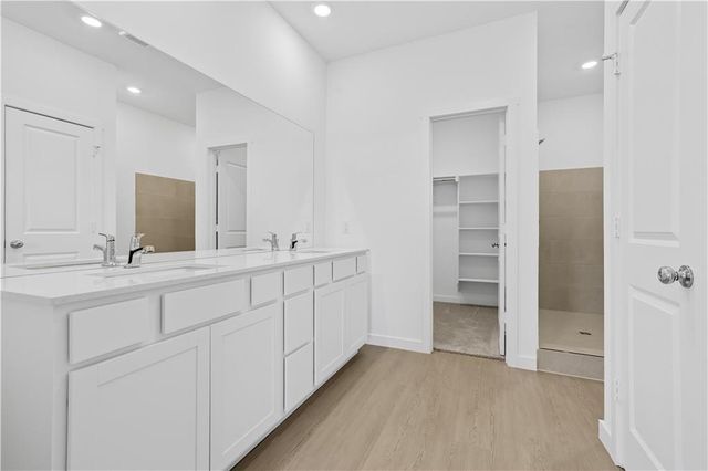 21360 W Cleveland Street, Spring Hill, KS 66083