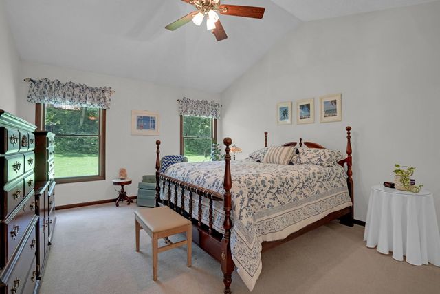 3522 33rd Street Court, Moline, IL 61265