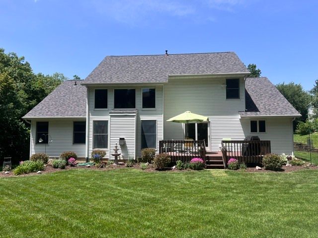 3522 33rd Street Court, Moline, IL 61265