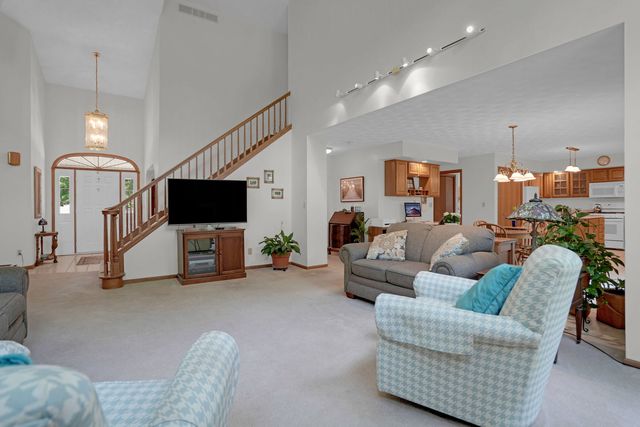3522 33rd Street Court, Moline, IL 61265