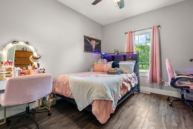 10186 Rustic Drive, Demotte, IN 46310