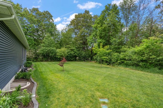 10186 Rustic Drive, Demotte, IN 46310