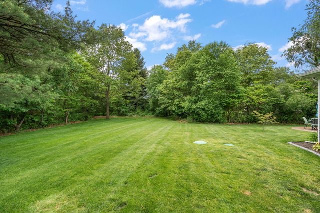 10186 Rustic Drive, Demotte, IN 46310