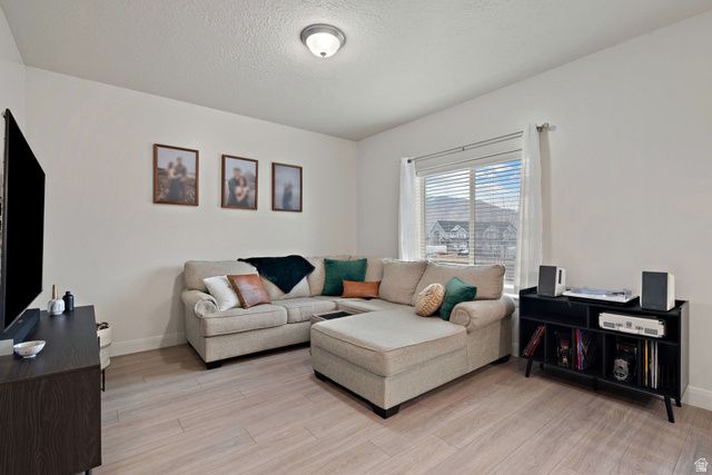 768 N OLD FORT DR, Spanish Fork, UT 84660