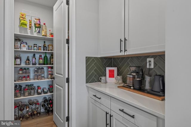 409 KARN PL, Brunswick, MD 21716