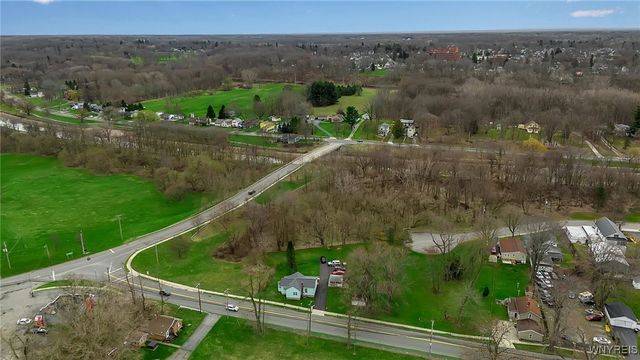 82 Lake Avenue, Lockport City, NY 14094