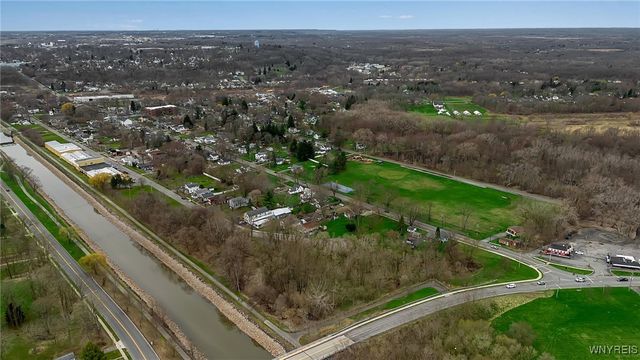 82 Lake Avenue, Lockport City, NY 14094