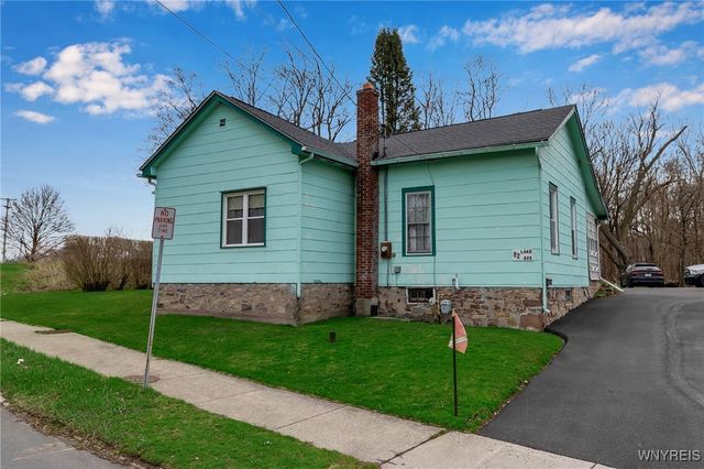 82 Lake Avenue, Lockport City, NY 14094