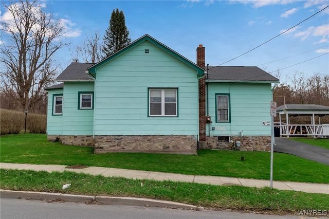 82 Lake Avenue, Lockport City, NY 14094