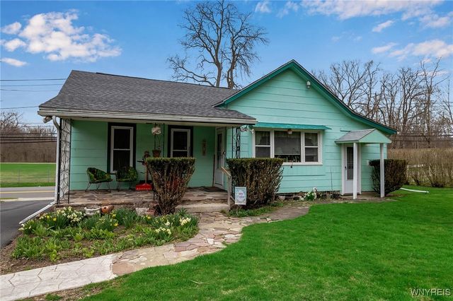 82 Lake Avenue, Lockport City, NY 14094