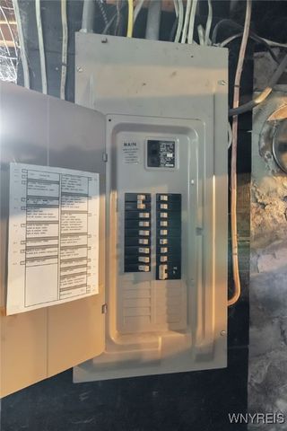 82 Lake Avenue, Lockport City, NY 14094