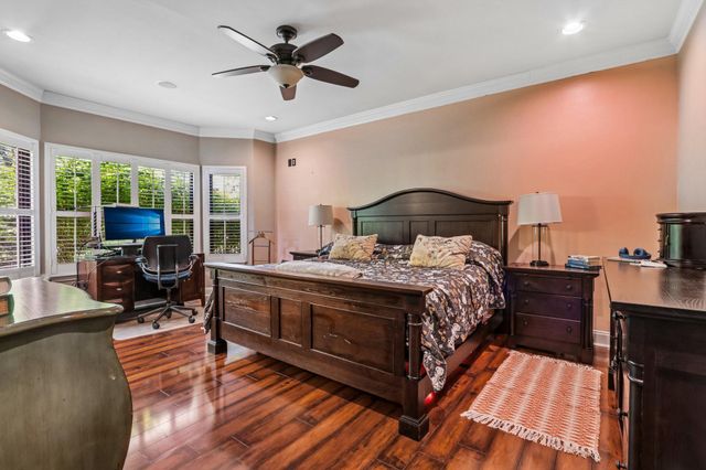 837 MOUNTAINTOP DR, Collegeville, PA 19426