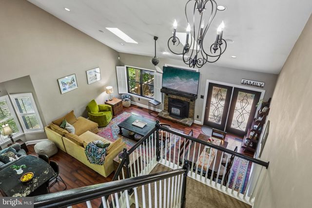 837 MOUNTAINTOP DR, Collegeville, PA 19426