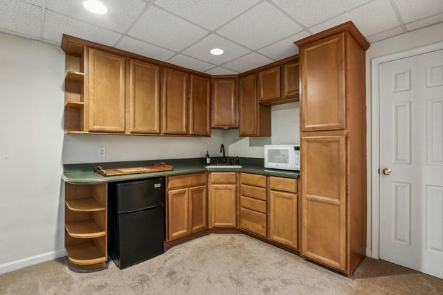 837 MOUNTAINTOP DR, Collegeville, PA 19426