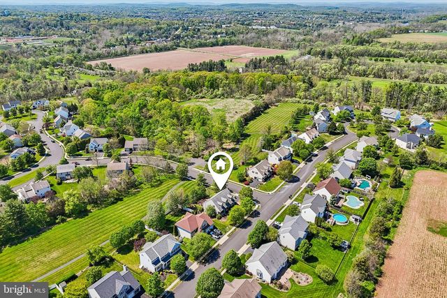 837 MOUNTAINTOP DR, Collegeville, PA 19426