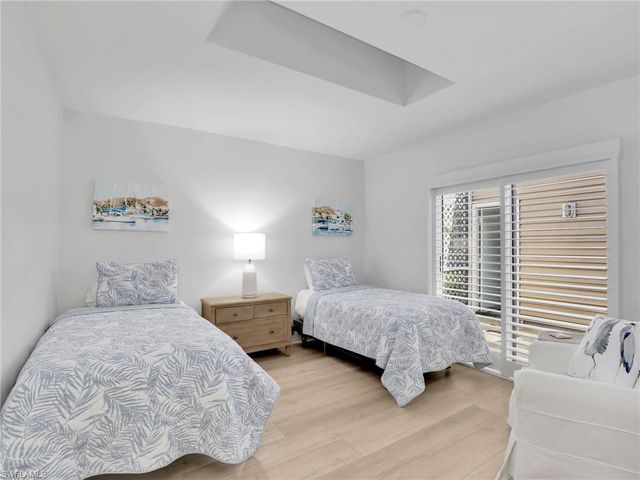 15337 Wimborne LN # 5, Naples, FL 34110