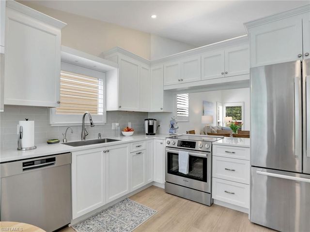 15337 Wimborne LN # 5, Naples, FL 34110