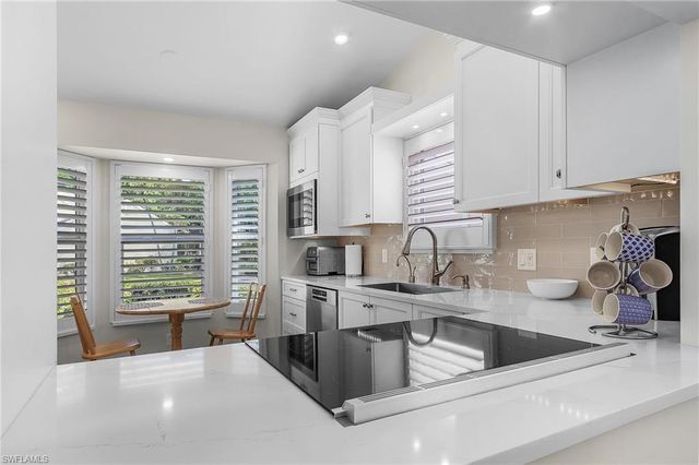 15337 Wimborne LN # 5, Naples, FL 34110