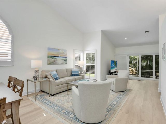 15337 Wimborne LN # 5, Naples, FL 34110