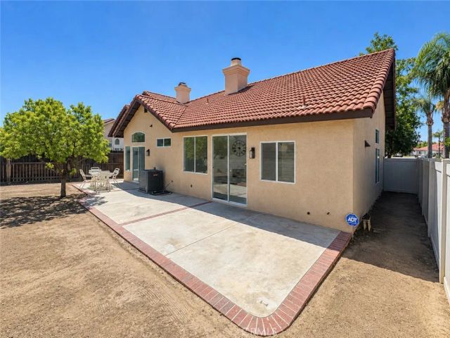 16786 Via Pamplona, Moreno Valley, CA 92551