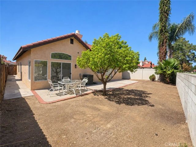 16786 Via Pamplona, Moreno Valley, CA 92551
