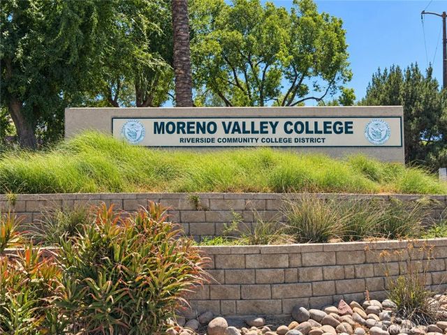 16786 Via Pamplona, Moreno Valley, CA 92551