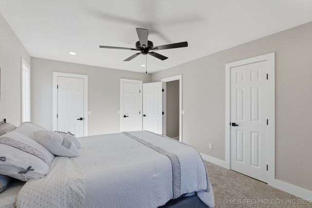 8417 Meadowside Lane, Sapulpa, OK 74131