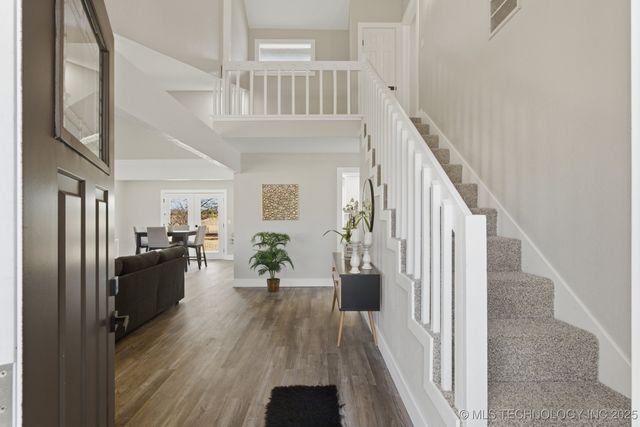 8417 Meadowside Lane, Sapulpa, OK 74131