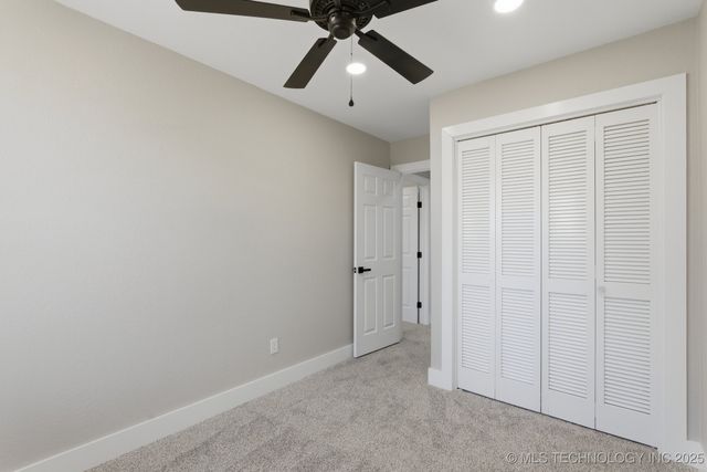 8417 Meadowside Lane, Sapulpa, OK 74131