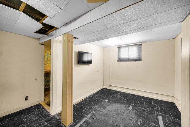 6319 Blaine Avenue, Hammond, IN 46324