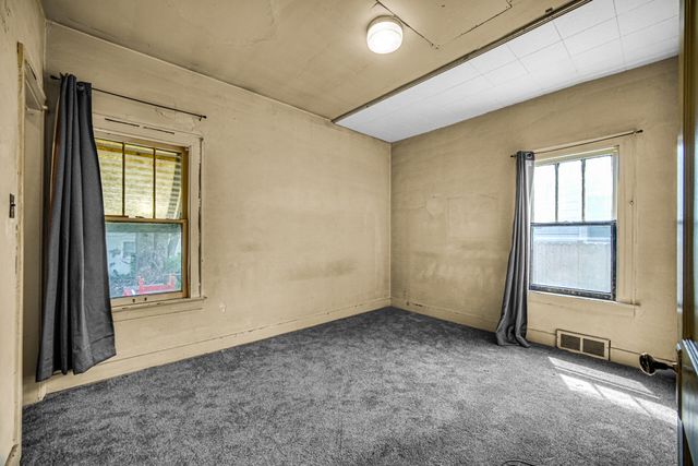 6319 Blaine Avenue, Hammond, IN 46324
